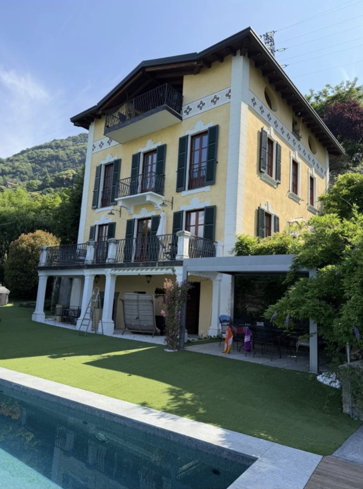 Villa con giardino ristrutturata da DB Edilservice